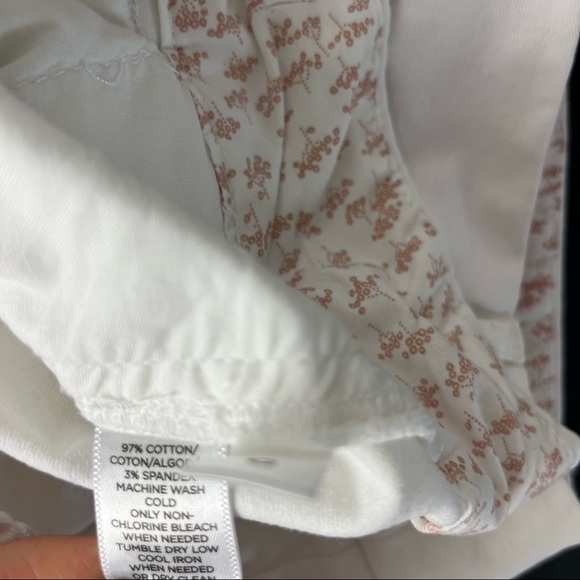 Ann Taylor LOFT Pure White Rivera shorts Size 4 Small - Picture 7 of 8